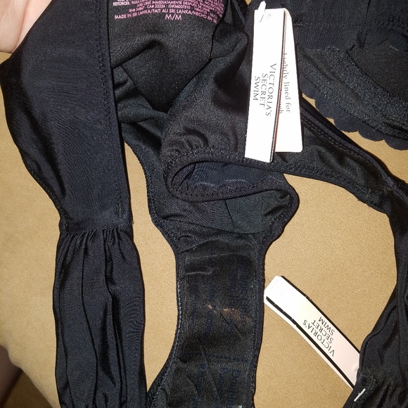 Black VS bikini 36DD medium bottoms - Picture 5 of 5